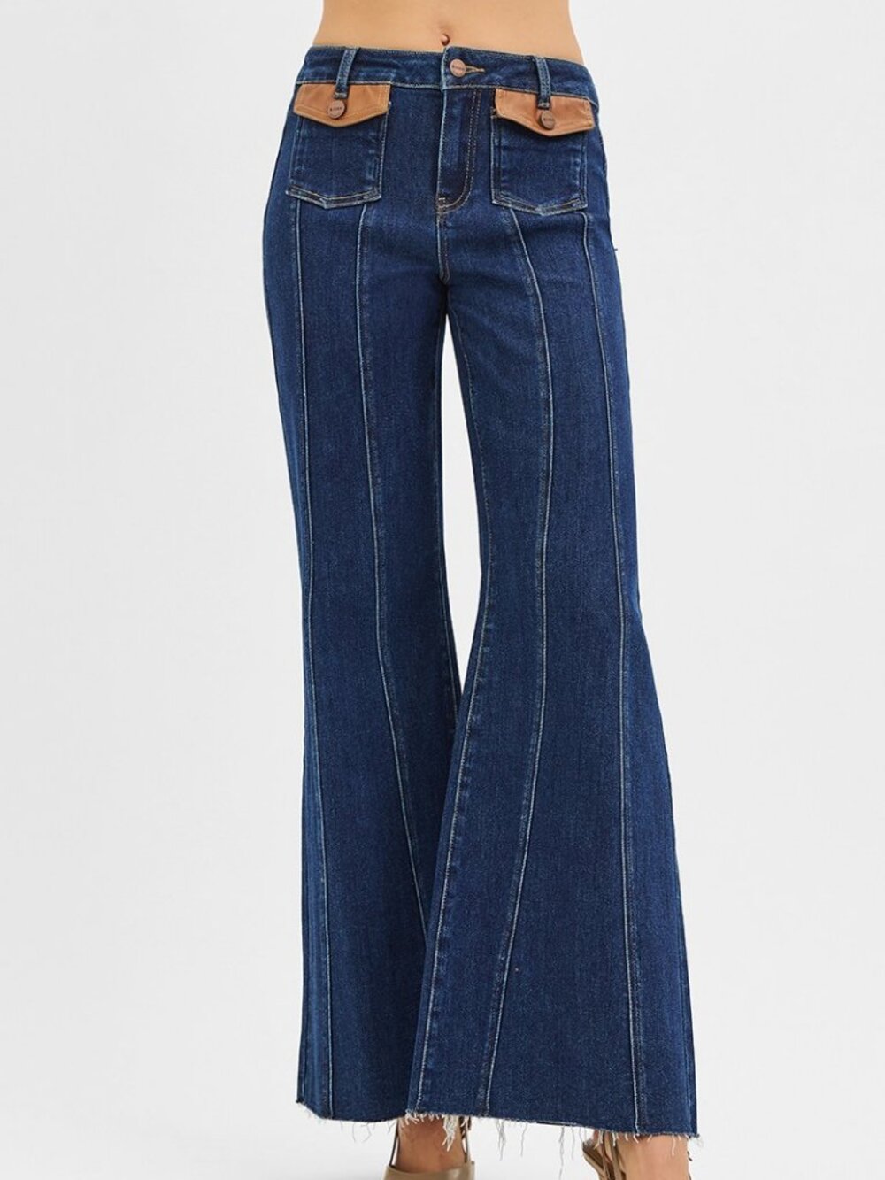 New Look High Rise Wide Flare Jeans with Front Leather Pocket - Picture 3 of 6